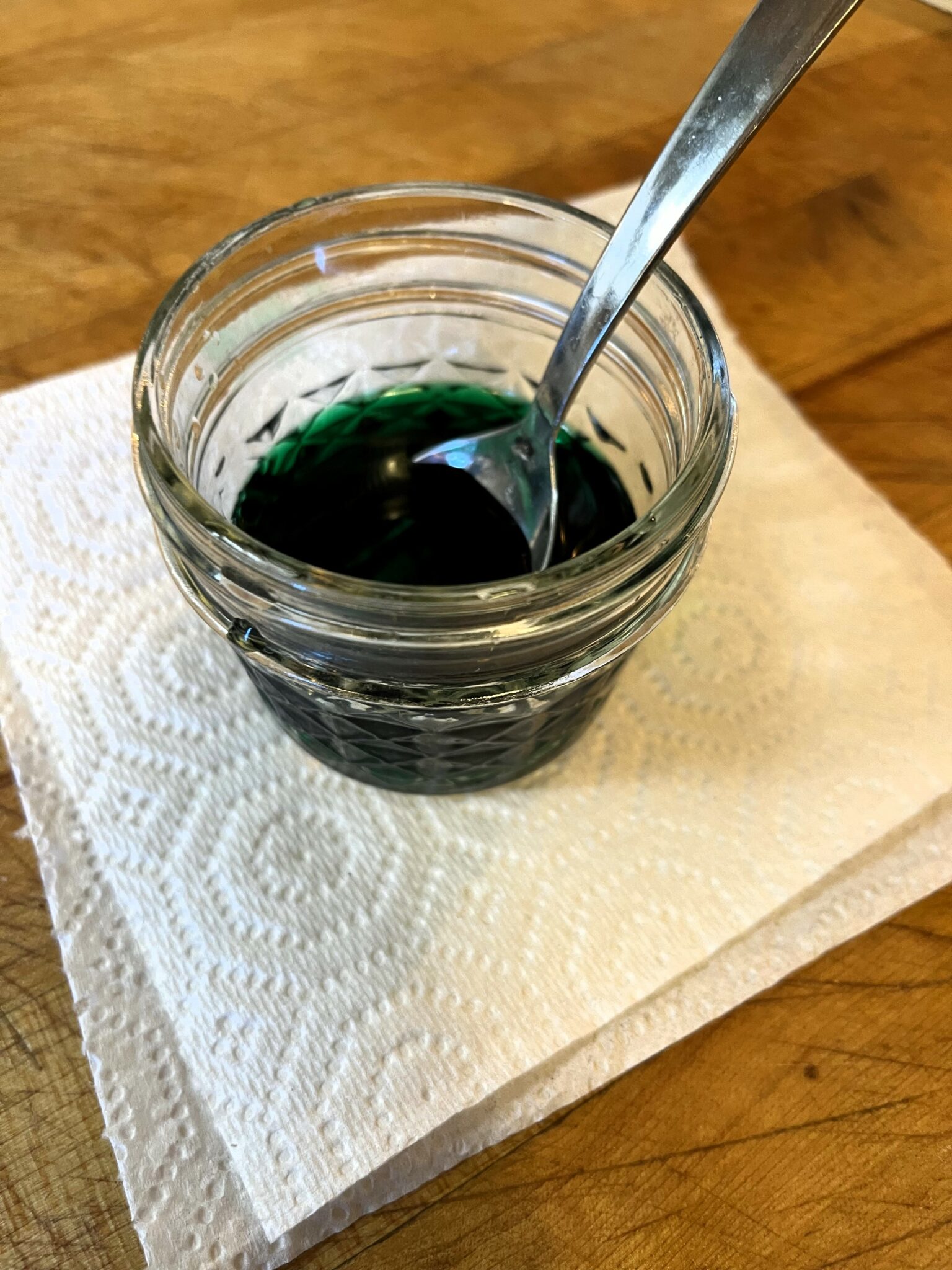 green food coloring